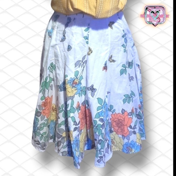 Vintage Pinup Butterfly Floral Spring Circle Skirt, Medium - Picture 4 of 6